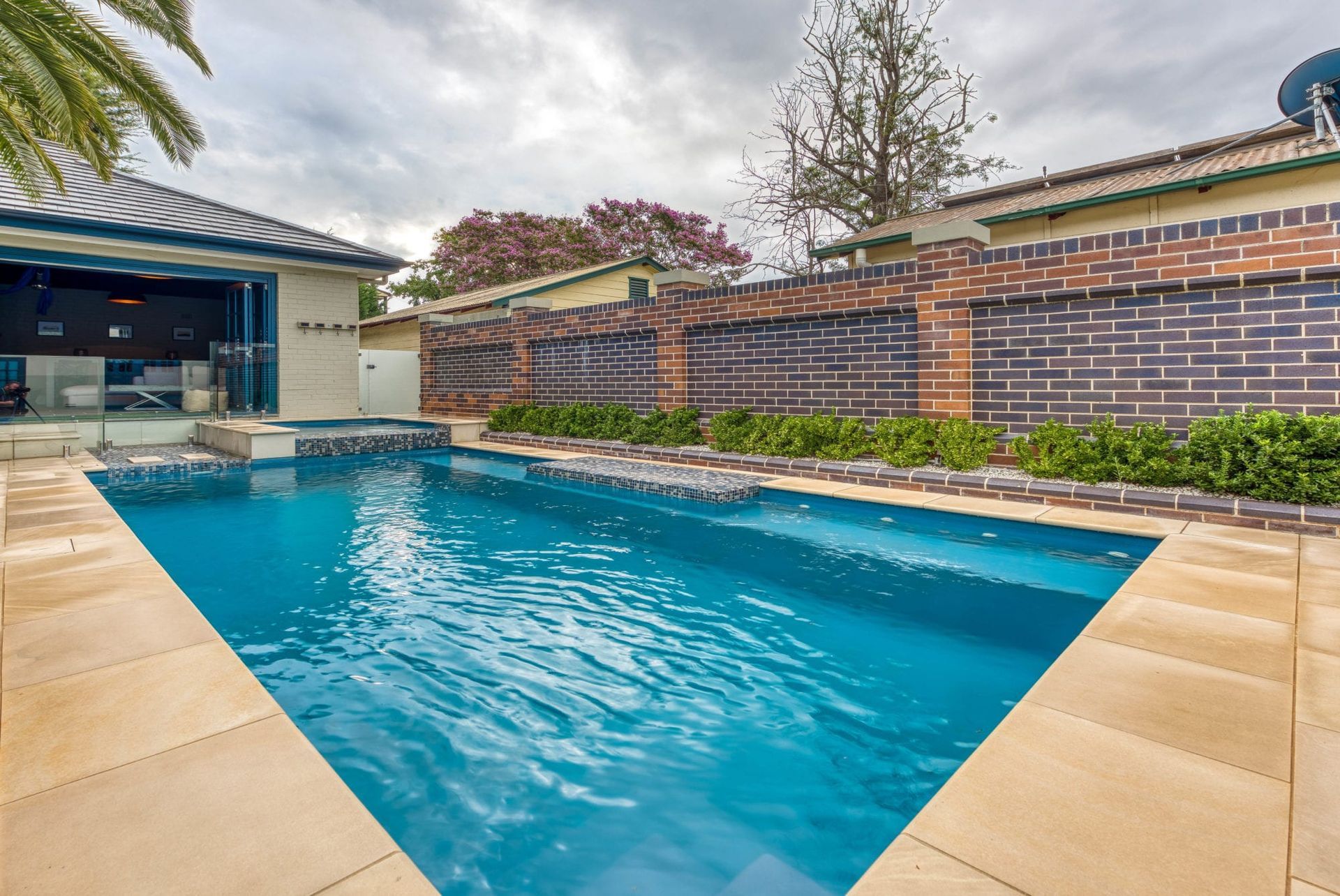 Classic Pool design by Masterbuilt Pools in Kempsey NSW area