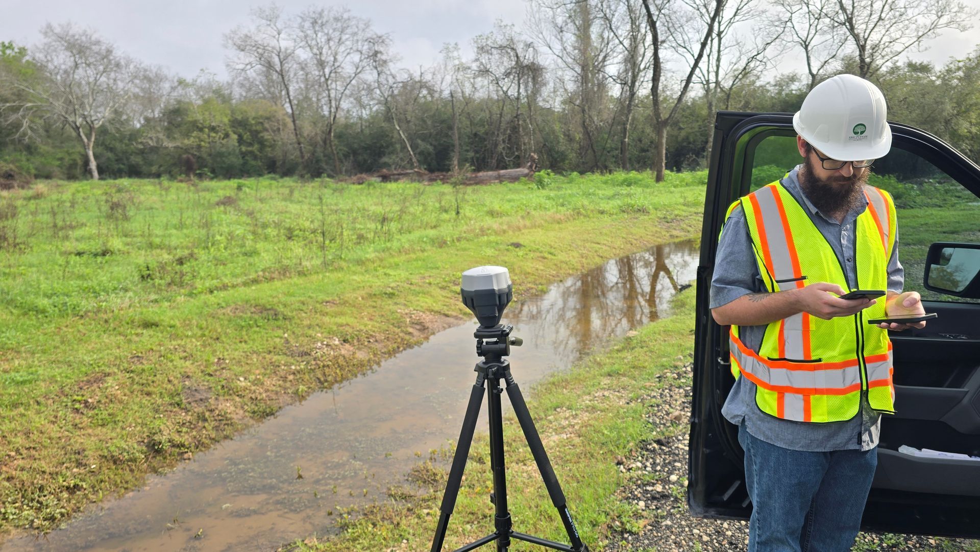 Setting up sub centimeter equipment to preform a tree survey