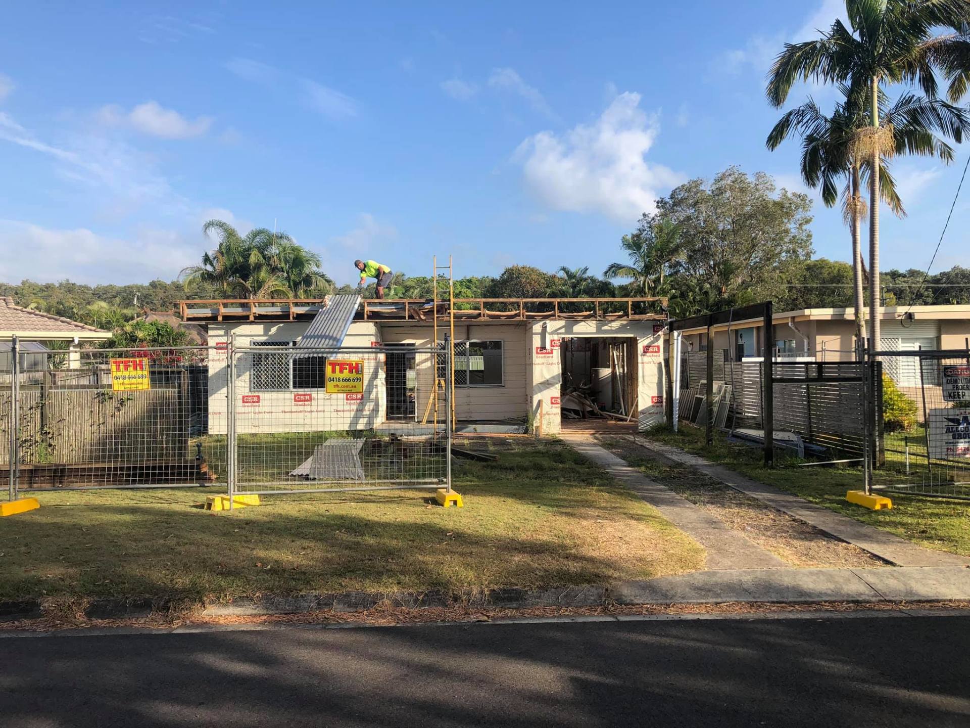 An Excavator On A Residential Demolition site on the Sunshine Coast — Allcoast Group Demolition Contractors from Residential Demolition Group