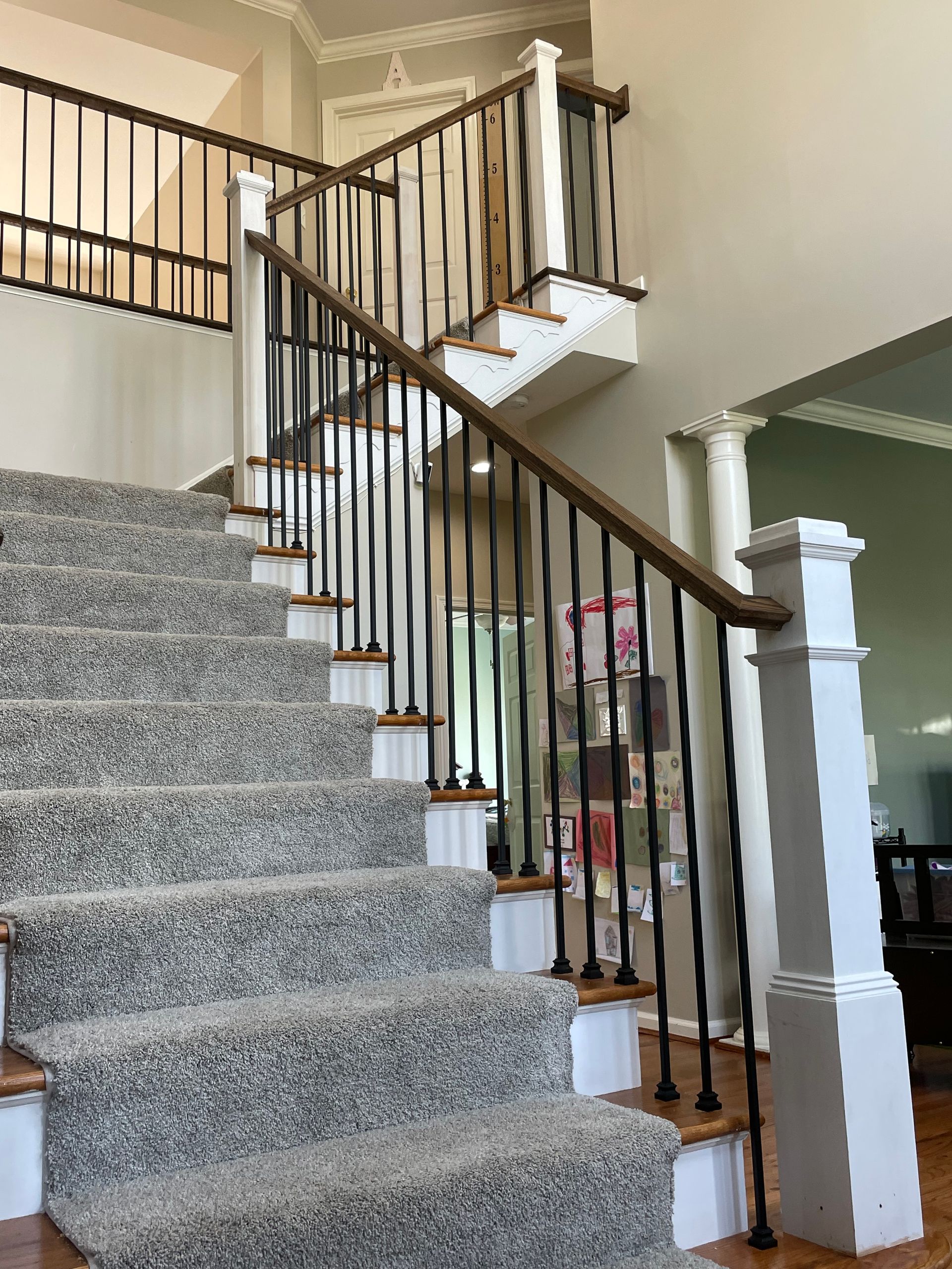 Modern Curve Stair Railing