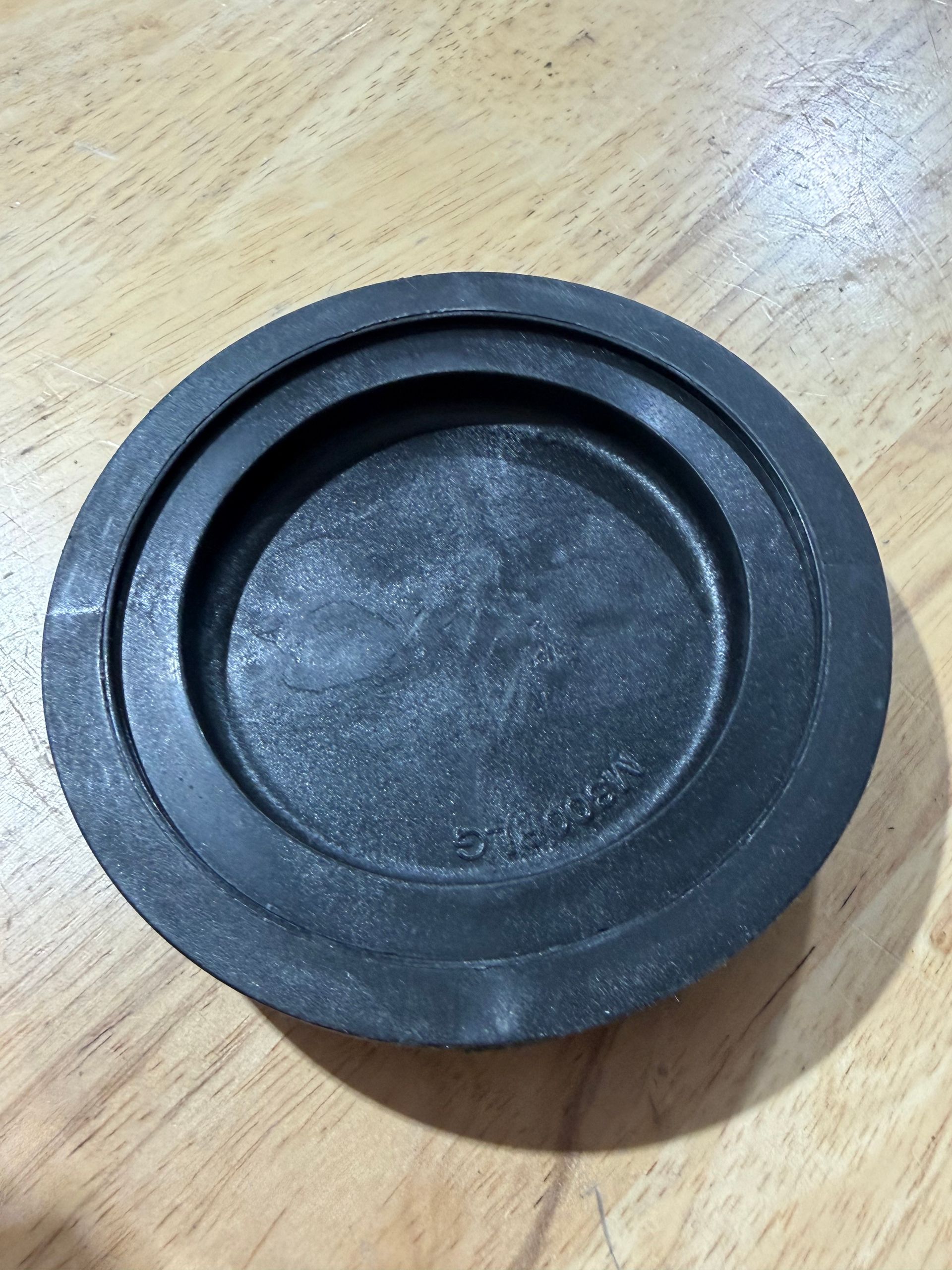 3 MANIFOLD PLUG