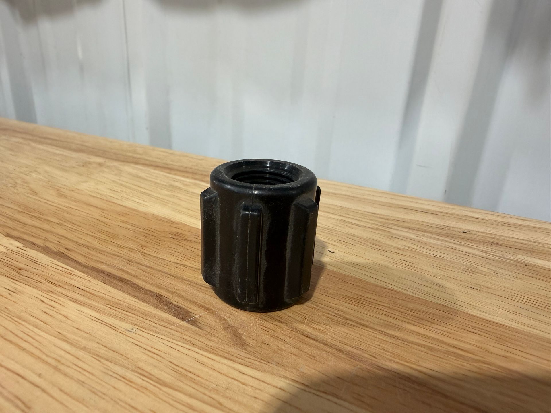 PIPE COUPLER 1/4