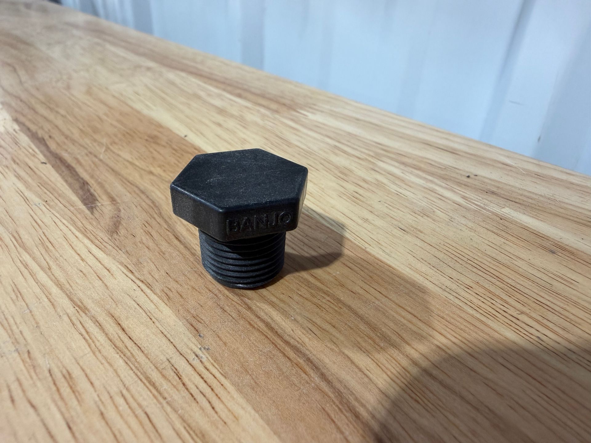 PLUG 3/8