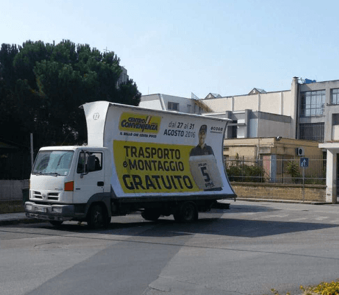 Pubblicità dinamica con camion vela a Canicattì