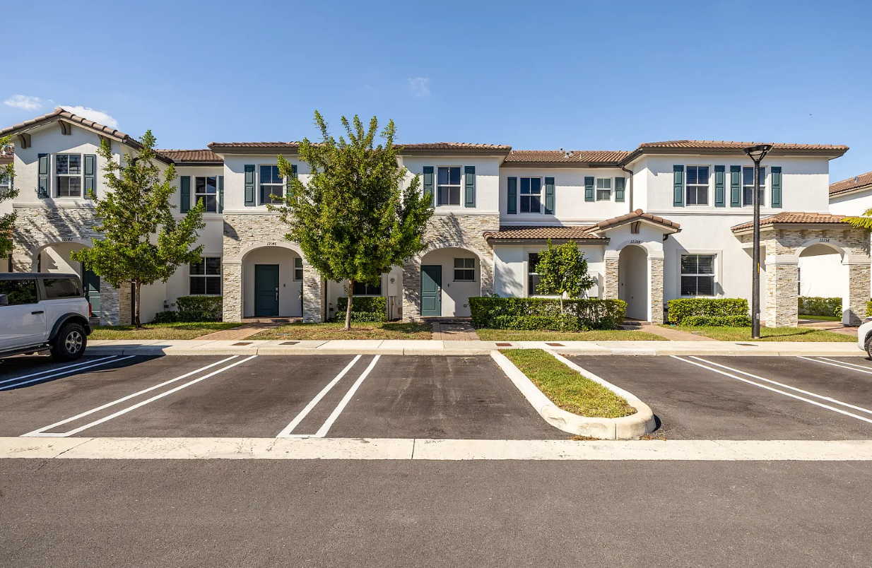 12150 NW 23RD CT, MIAMI, FL 33167