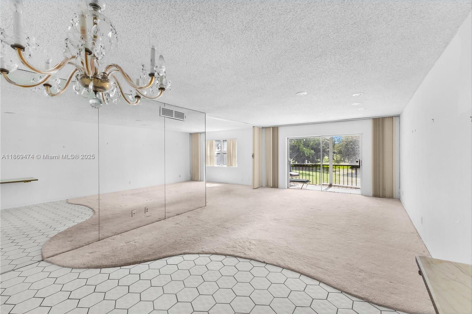 6260 S FALLS CIR DR 203, LAUDERHILL, FL 33319