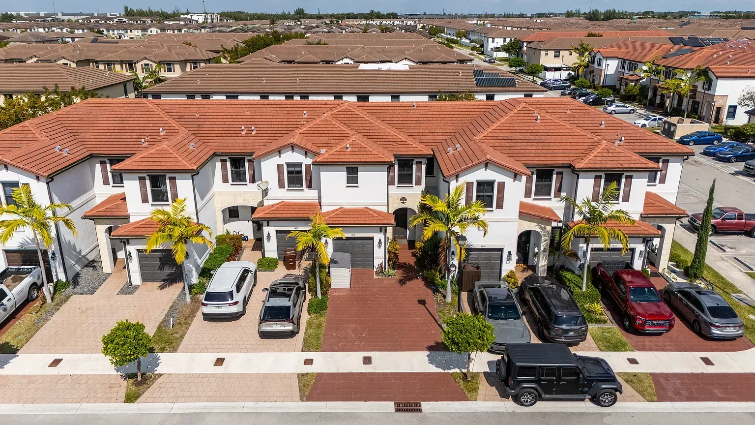 3419 W 105th Pl, Hialeah, FL 33018