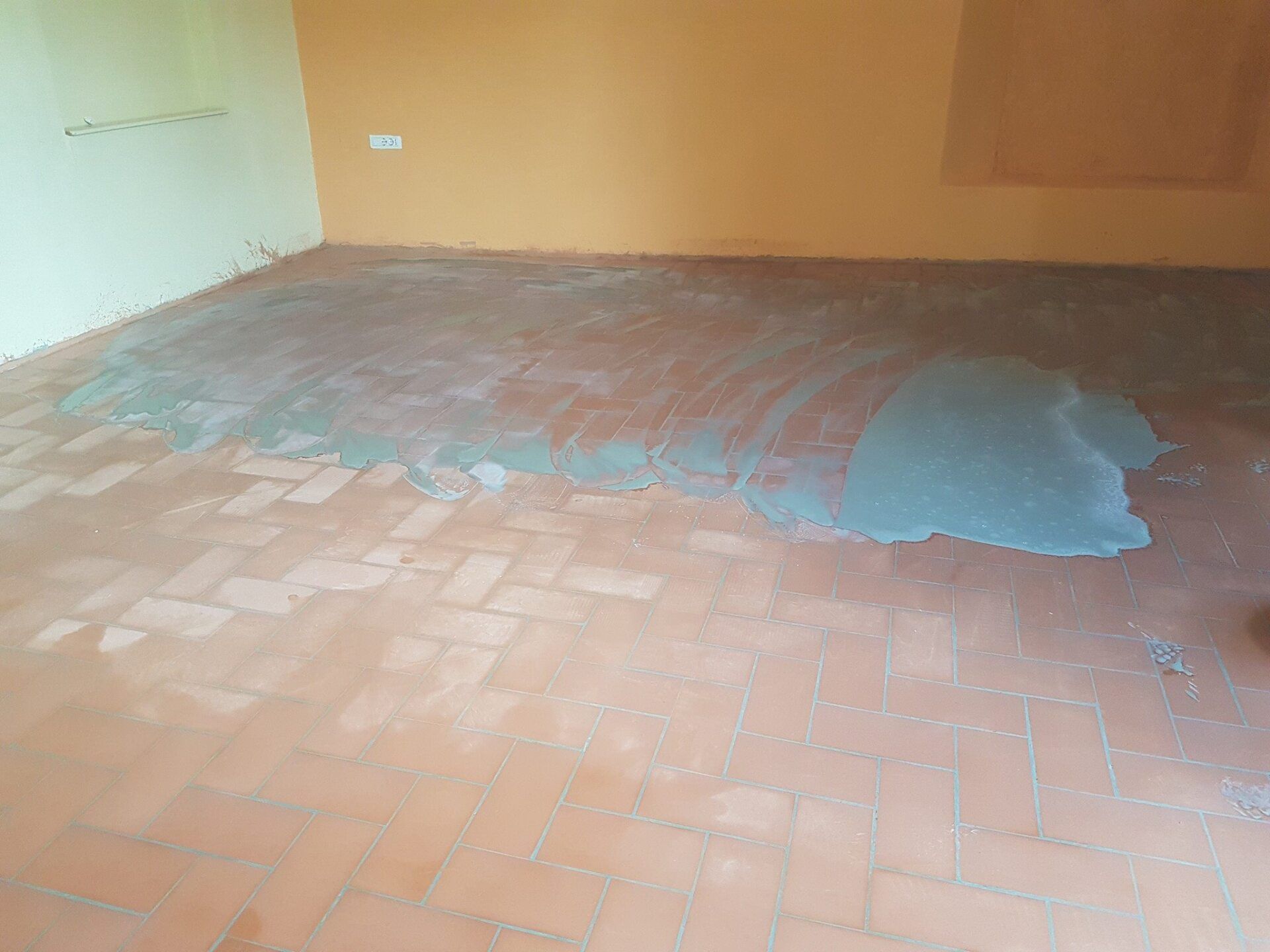 restauro pavimento in cotto