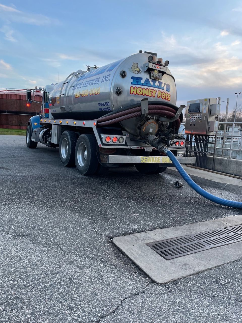 Hall's Septic Services 12