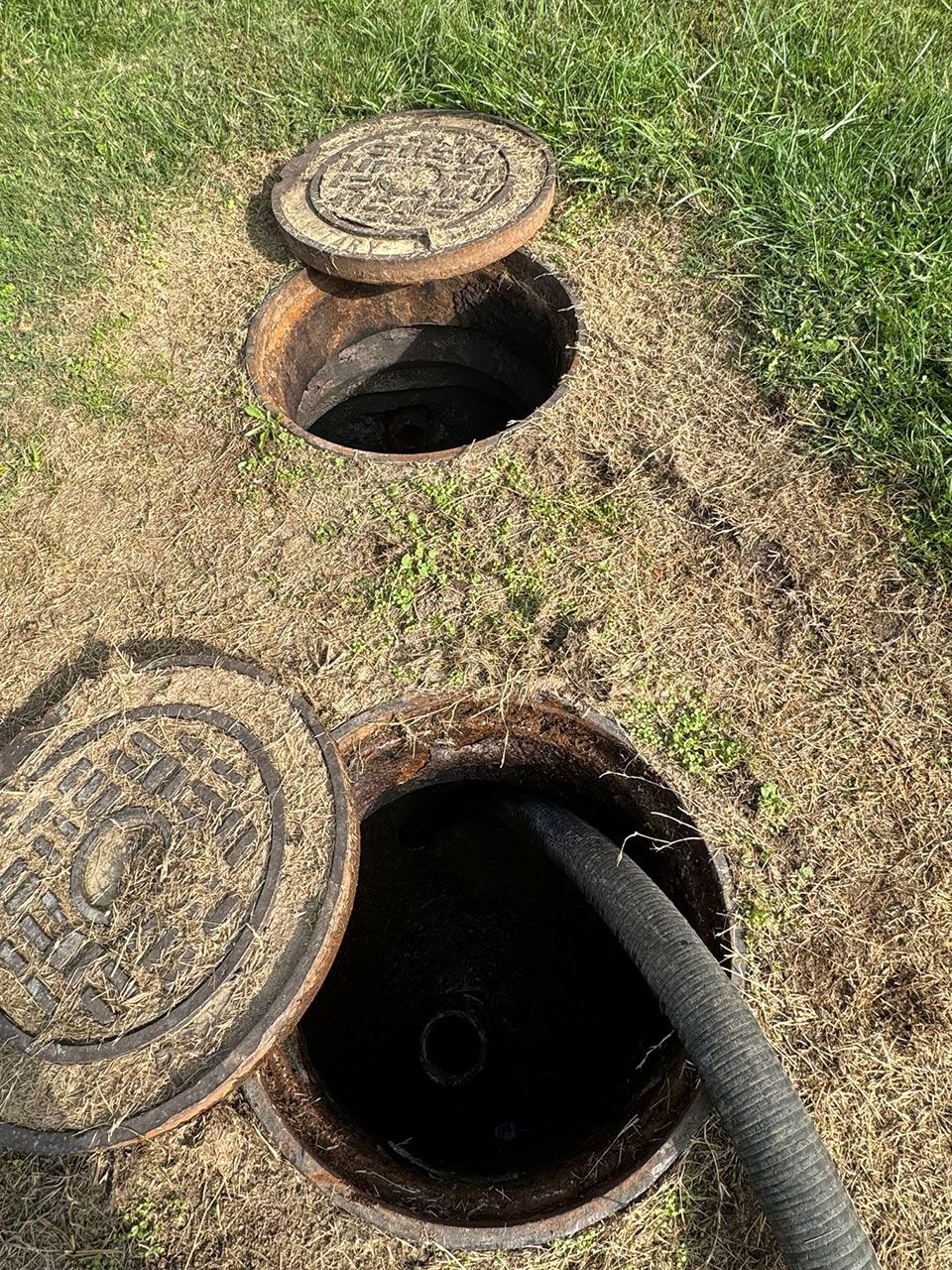 Hall's Septic Services 82