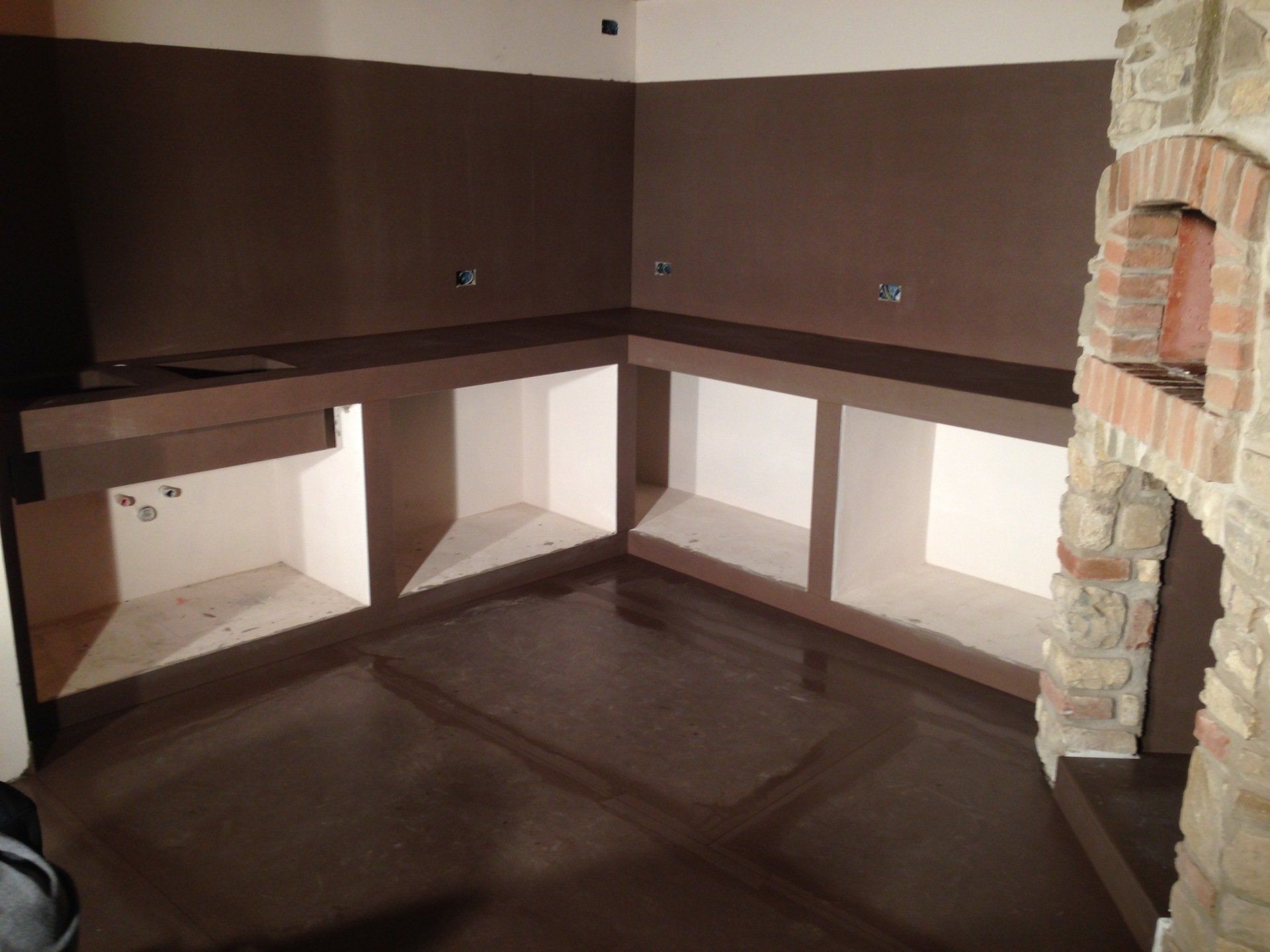 Realizzazione su misura di mobili per bagno