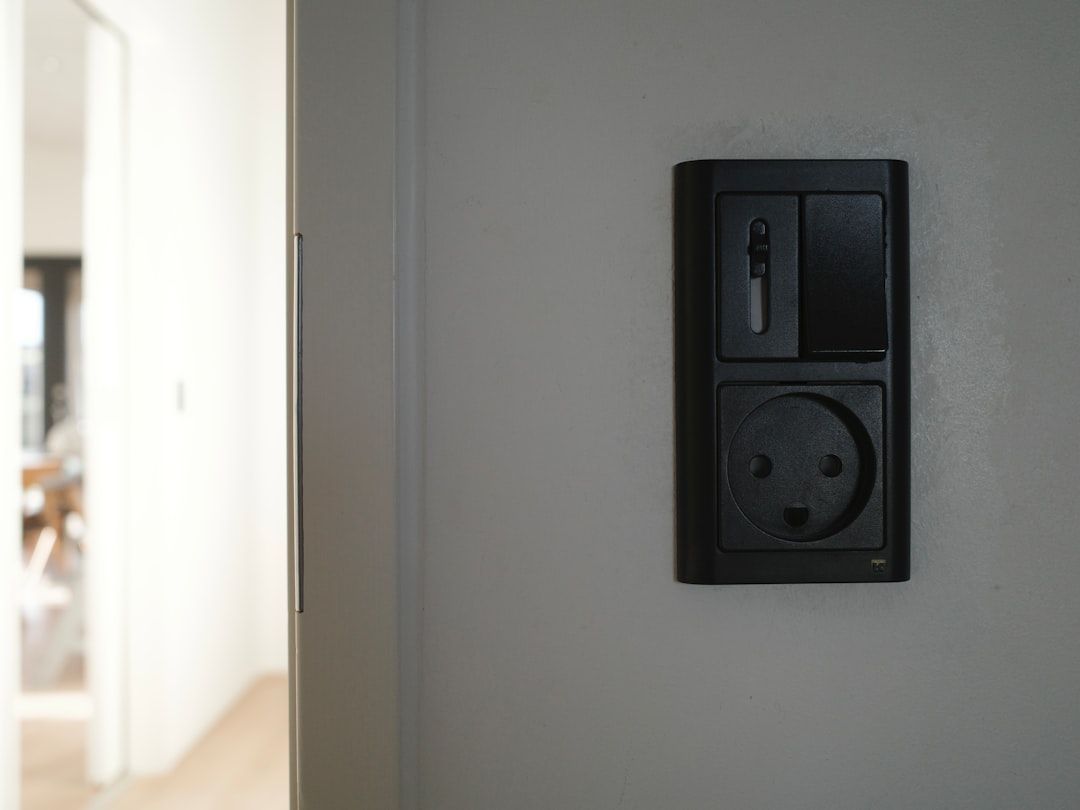 13A switched socket outlet wiring modern installation - 13a switch socket outlet wiring