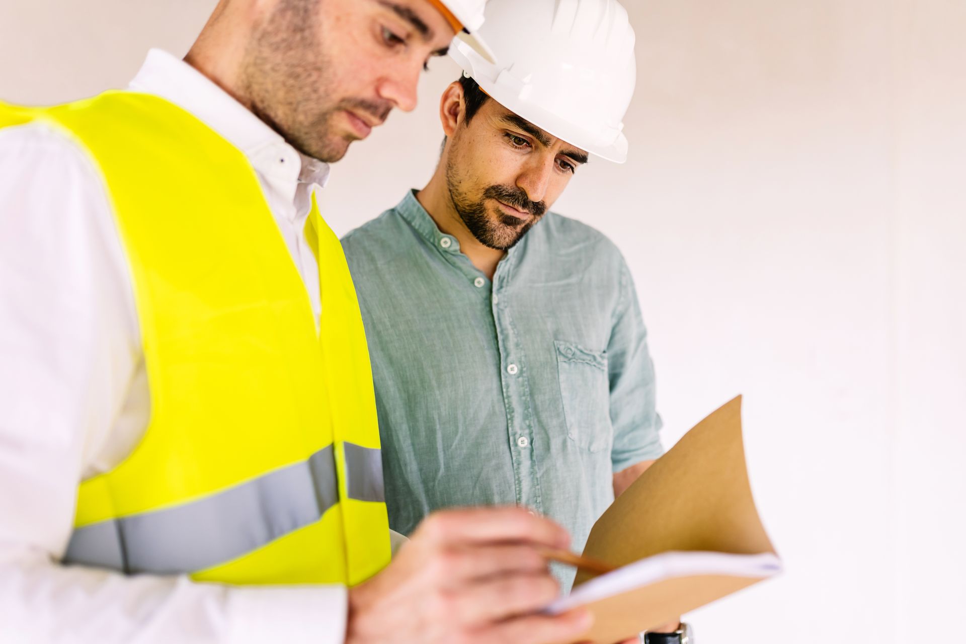 architect worker discussing with contractor