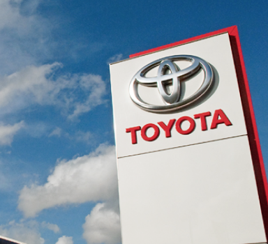10% OFF For Toyota Employees | Top Gun Auto Repair