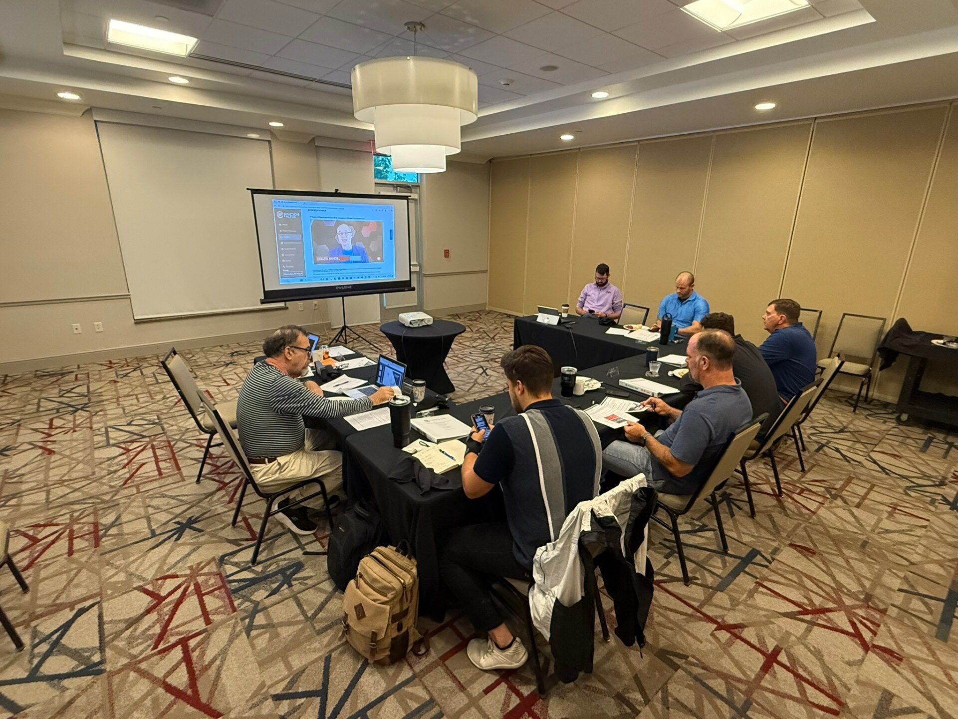 peer to peer business group meeting