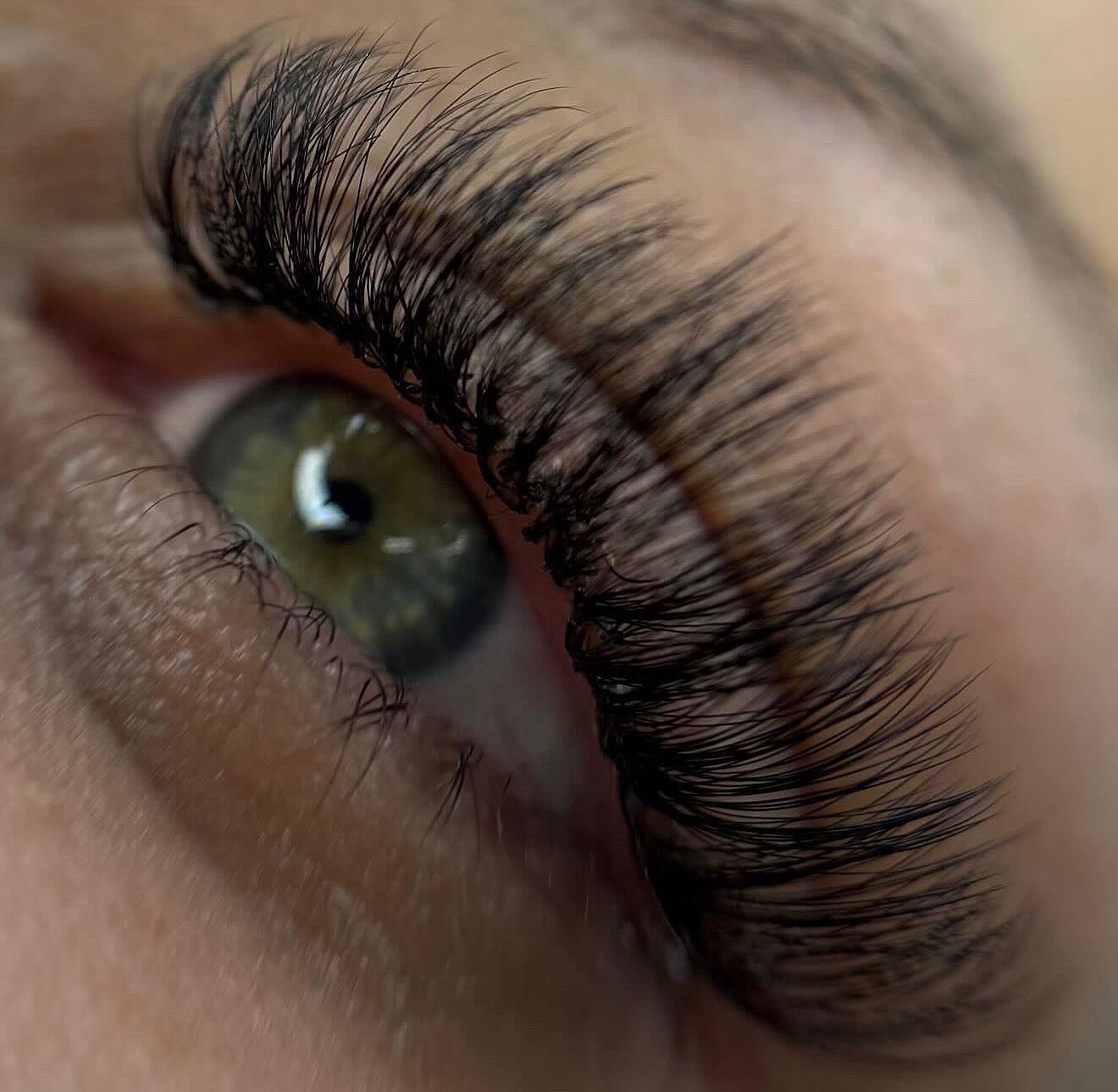 nagels gezet in enschede bij the beautique bar