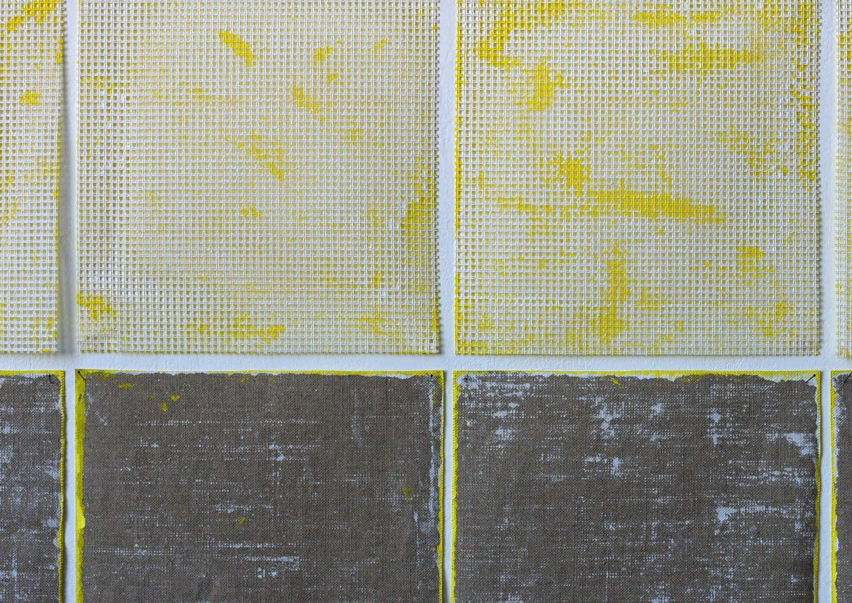 a fundamental painting consisting of 18 pieces grit and linen, painted on the backside. Detail