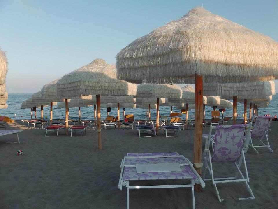 spiaggia curata in ogni dettaglio