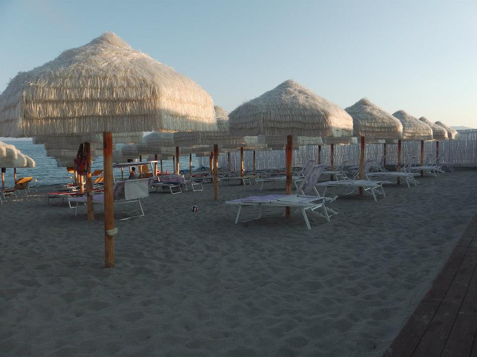 ombrelloni, sdraio e lettini vip