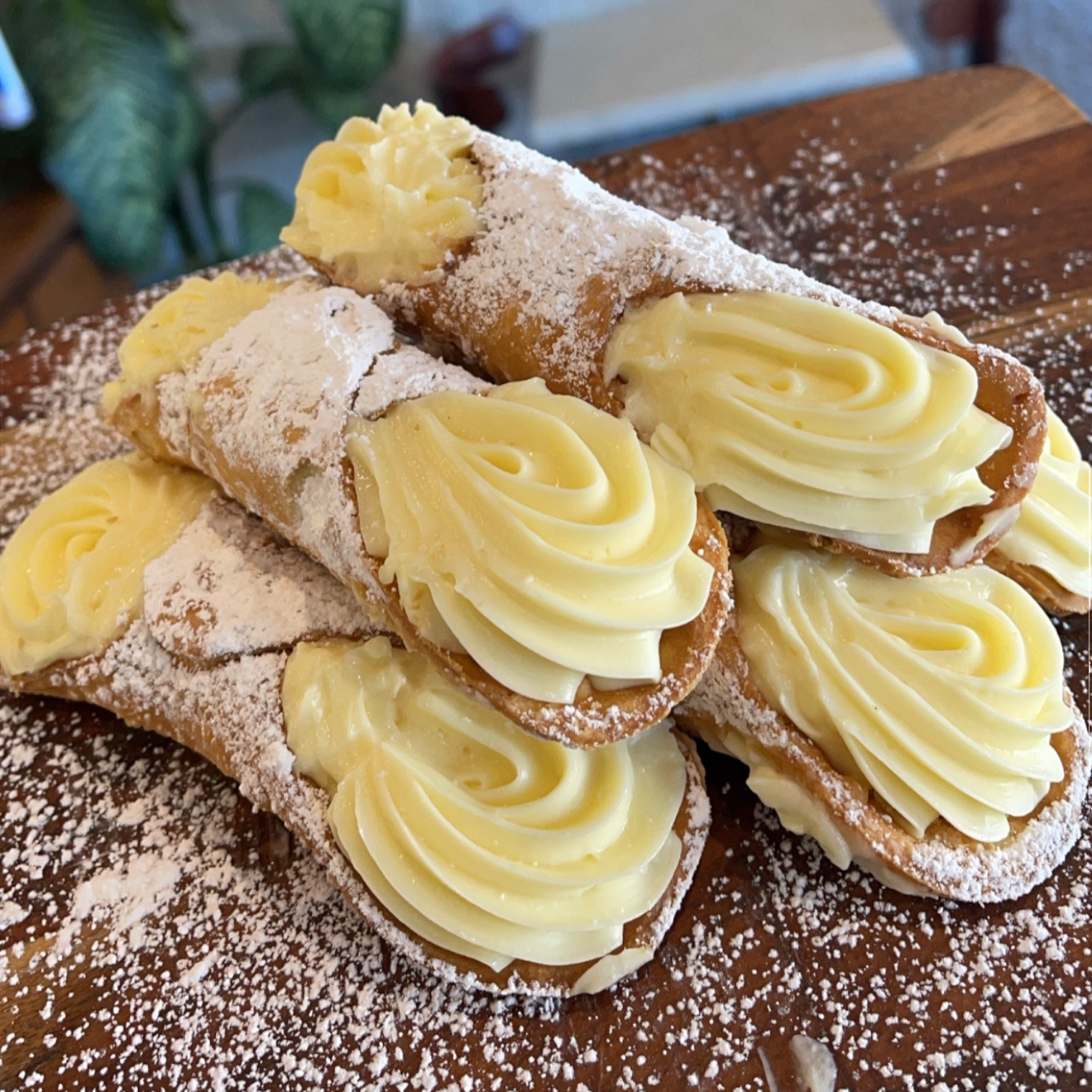 Plate of Italian cannoli in different flavours