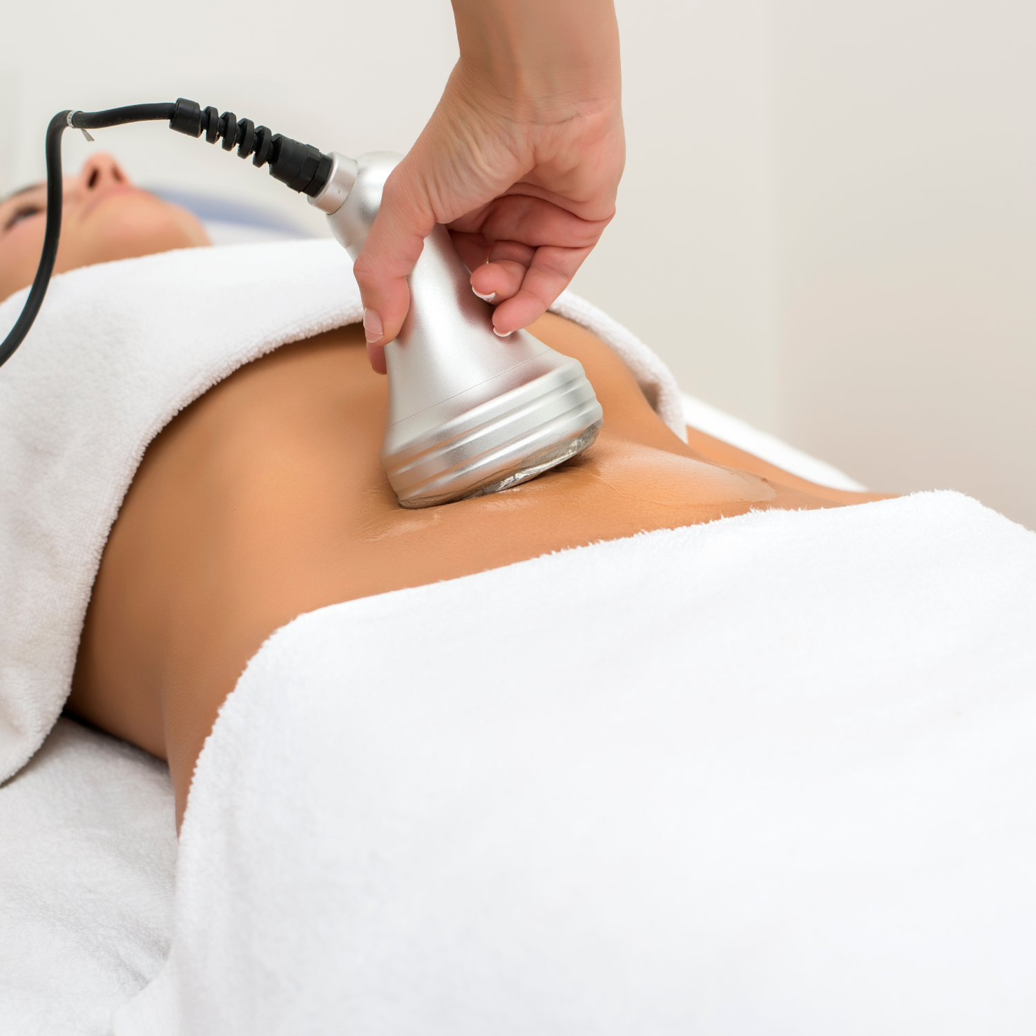 Body Sculpting helps reduce love handles
