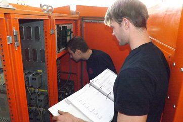 curso de formación para operadores de máquinas láser