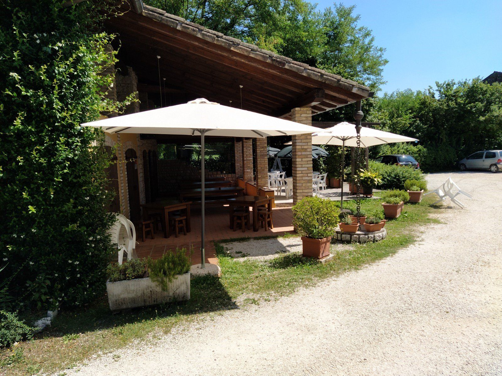 Spazi esterni dell'Osteria Pascon foto 3