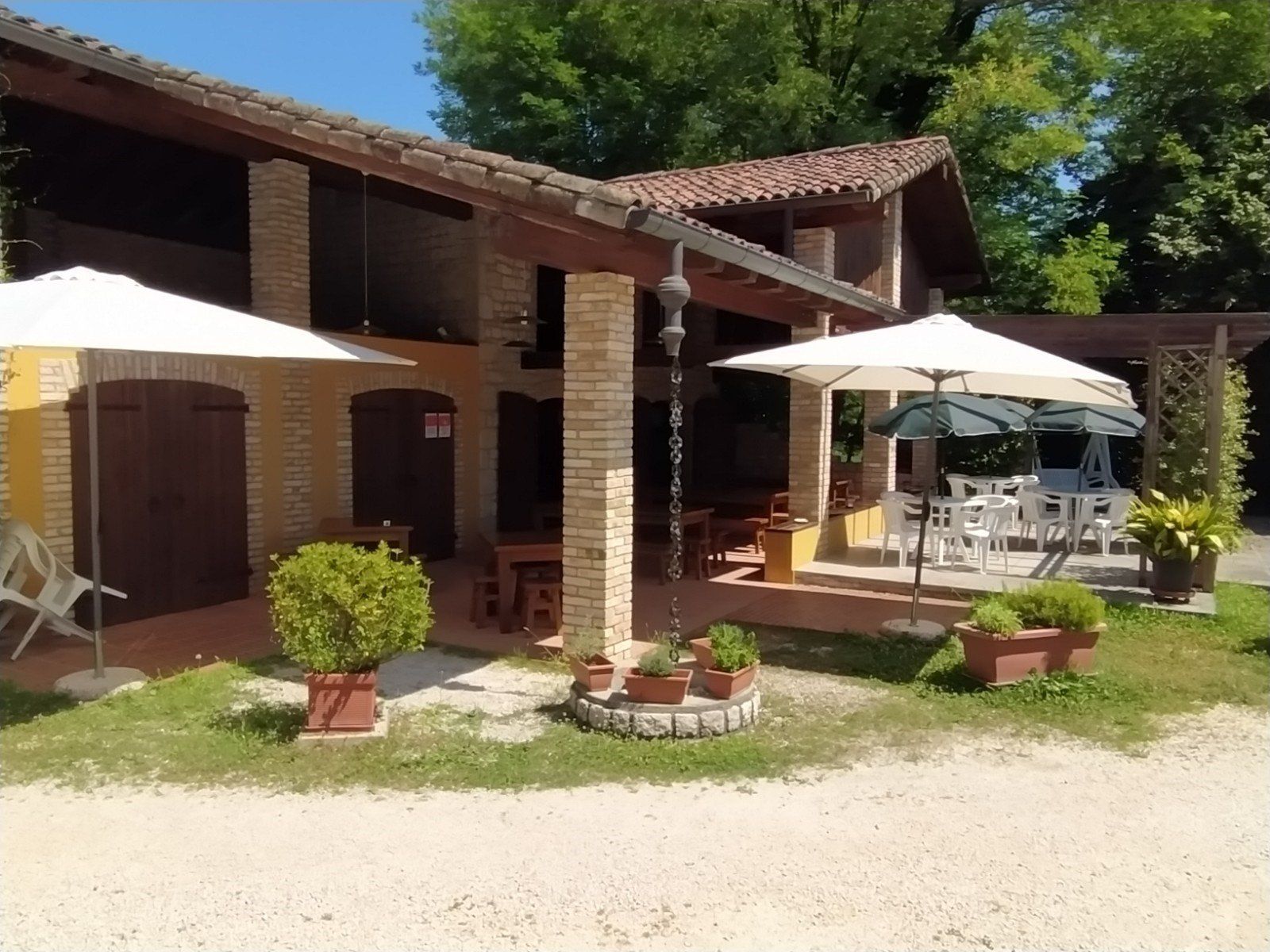 Spazi esterni dell'Osteria Pascon foto 2