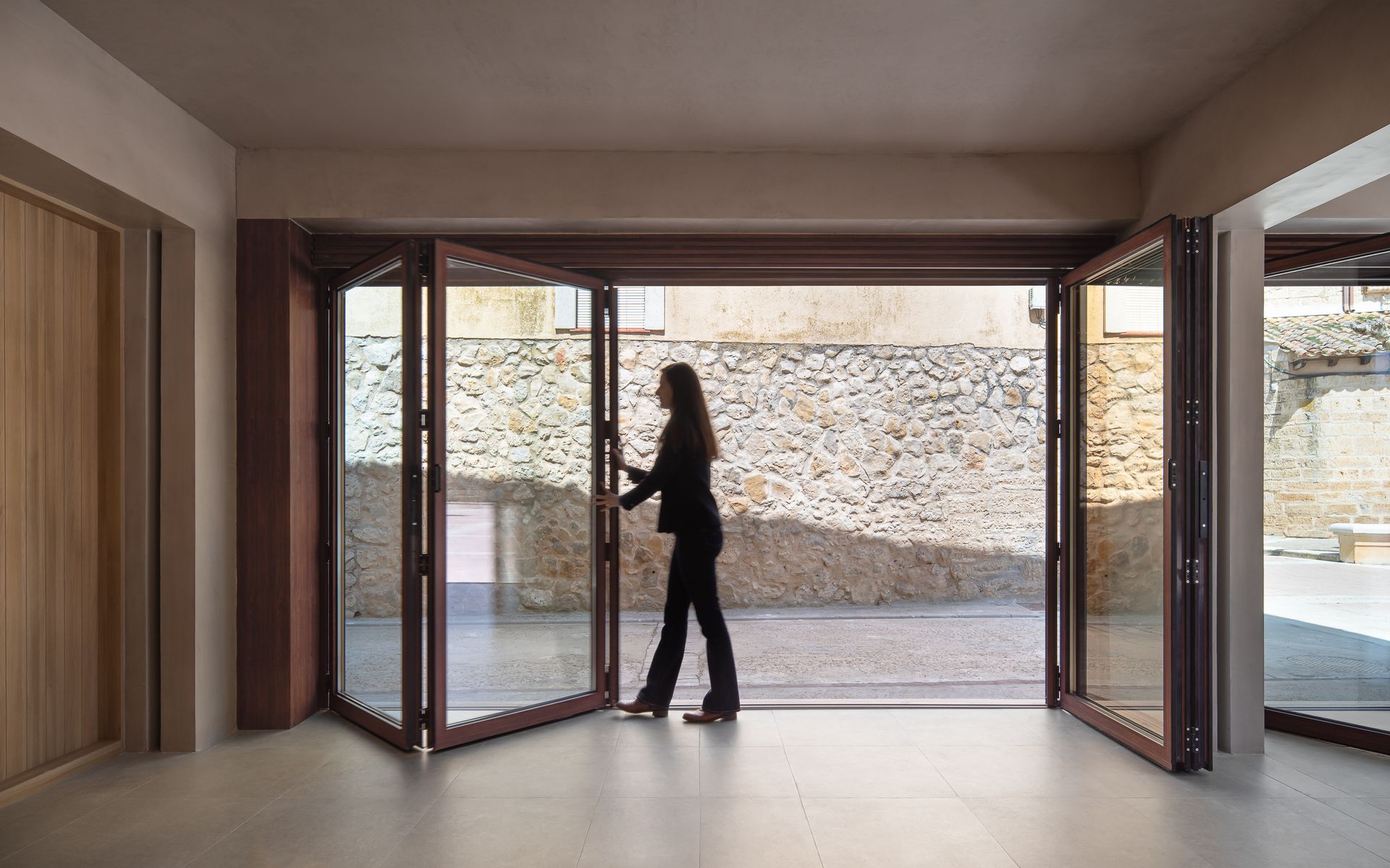 Cortizo Bi-fold