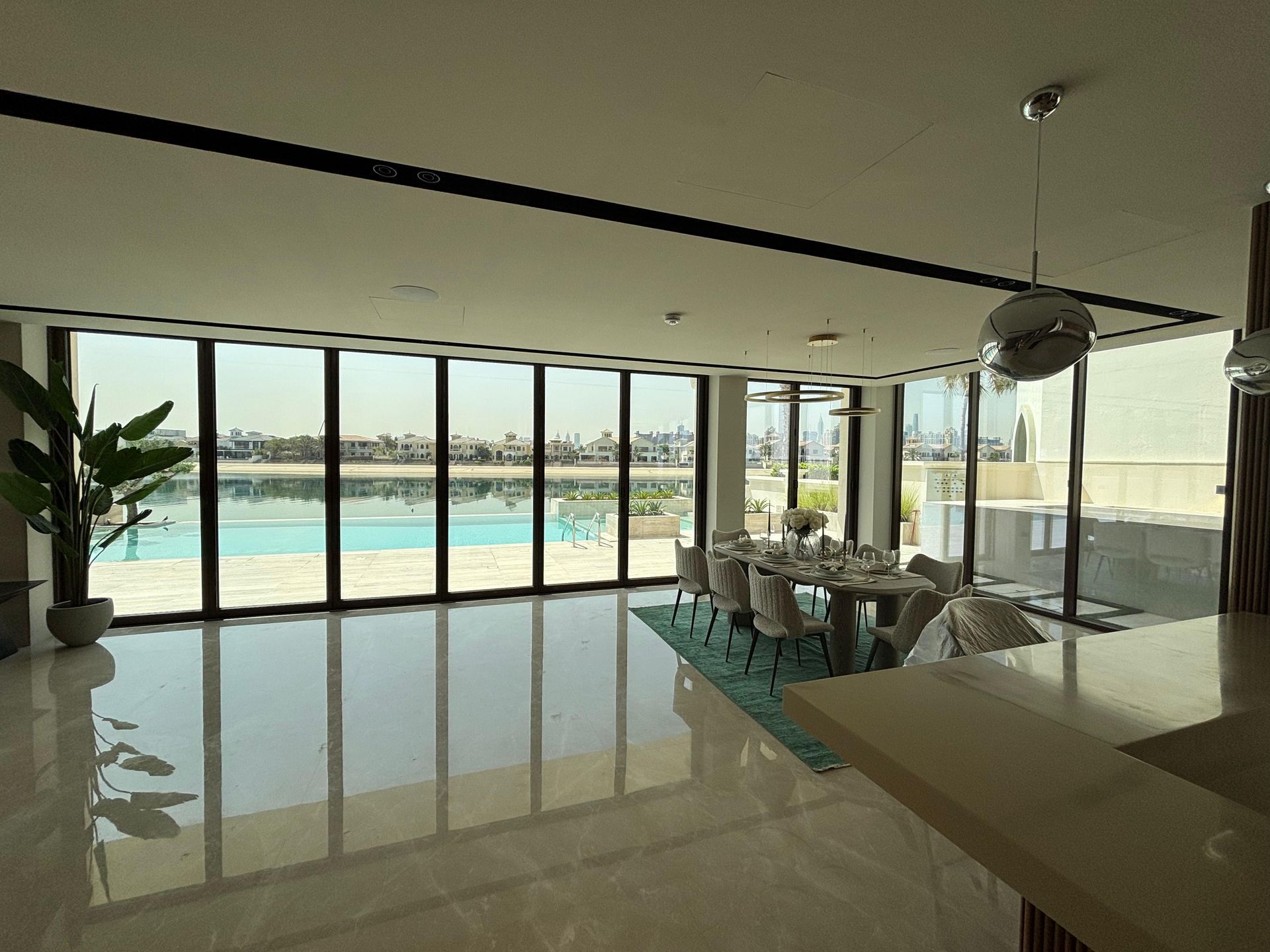 Slim 20mm sliding system Palm Jumeirah