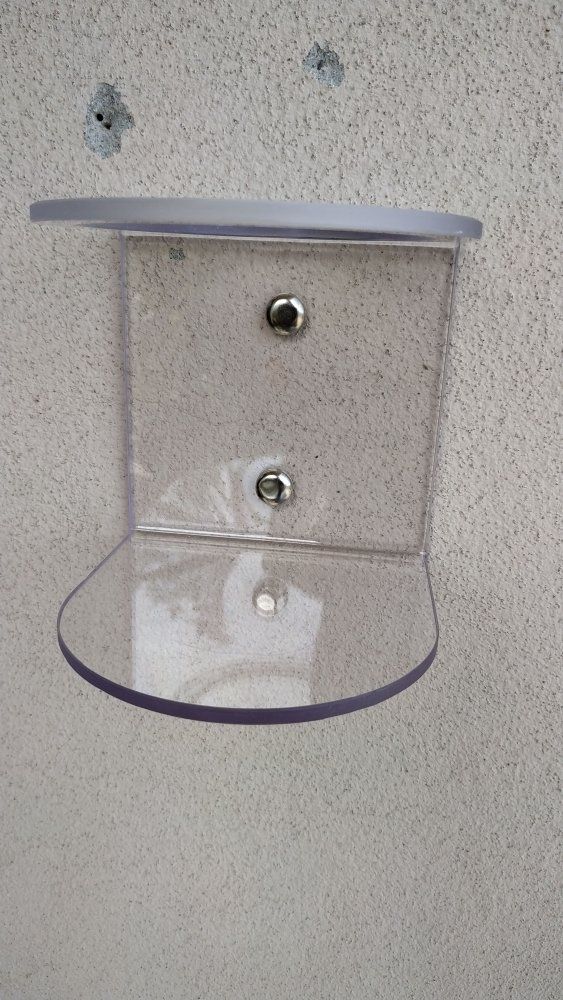 Dispenser in plexiglass