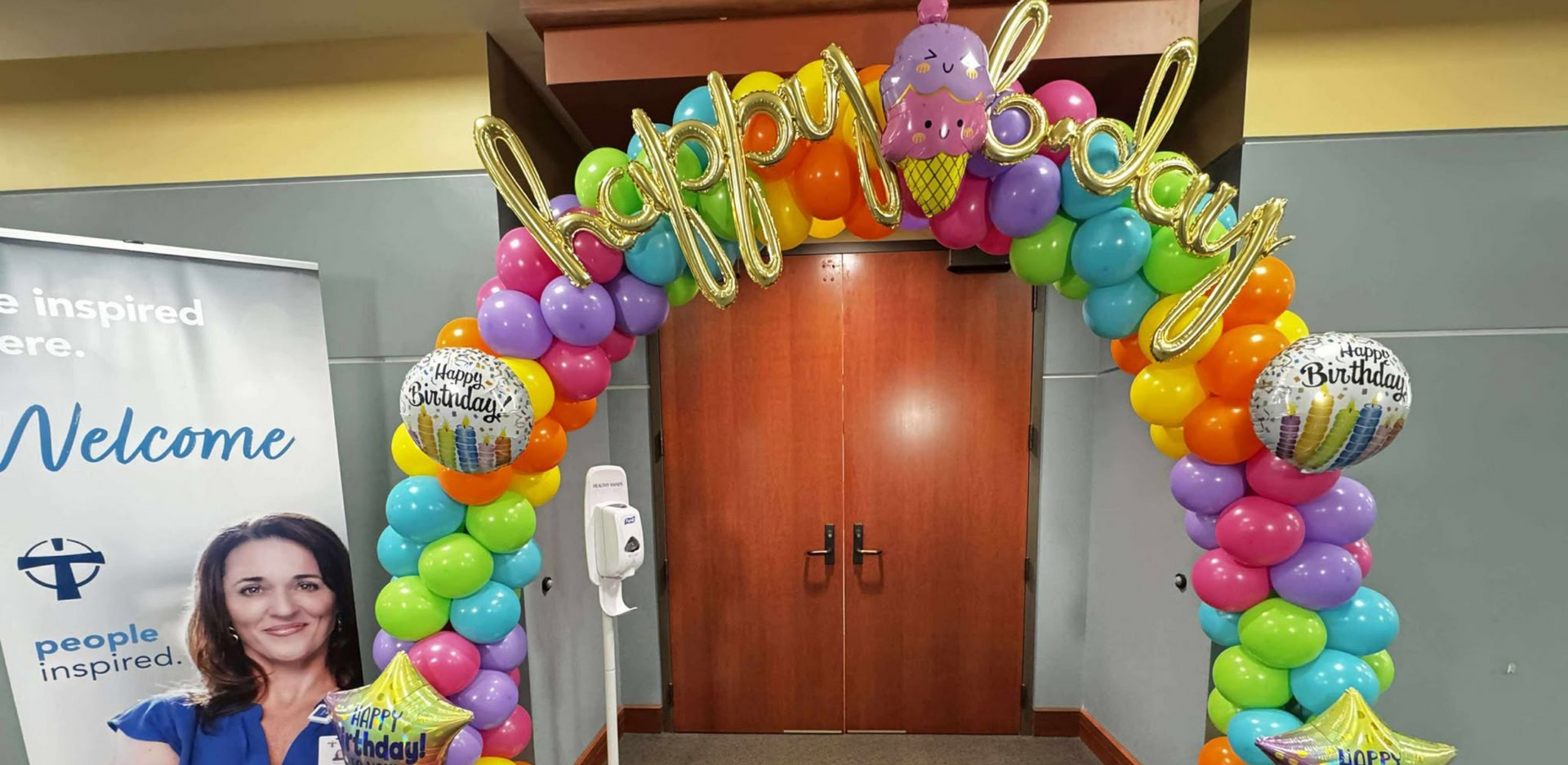 10x10 Classic Balloon Arch - Happy Birthday Theme