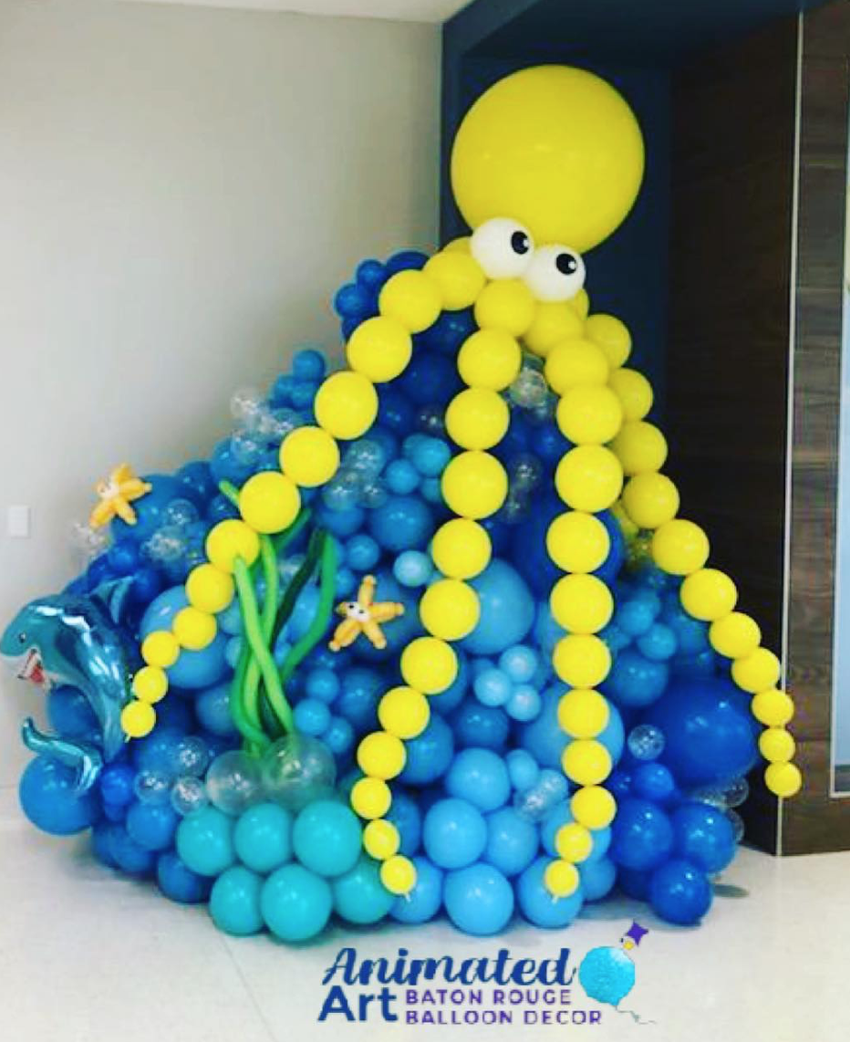 Octopus balloon sculpture, linking octopus, under the sea balloon decor