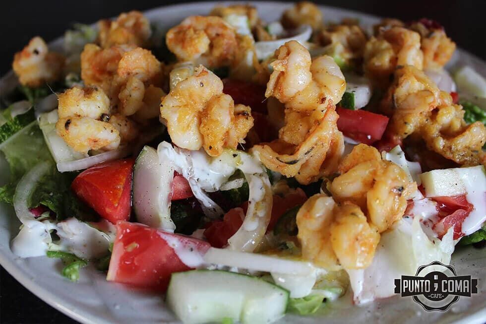 PUNTO & COMA CAFÉ - CAMARONES