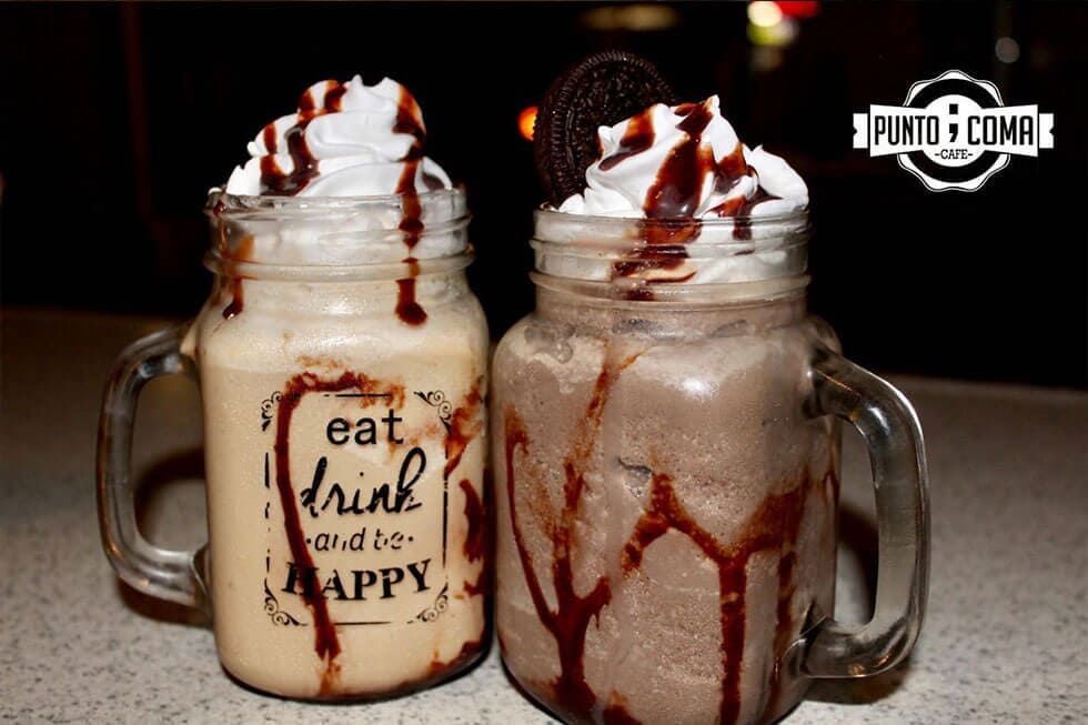 PUNTO & COMA CAFÉ - SMOOTHIES