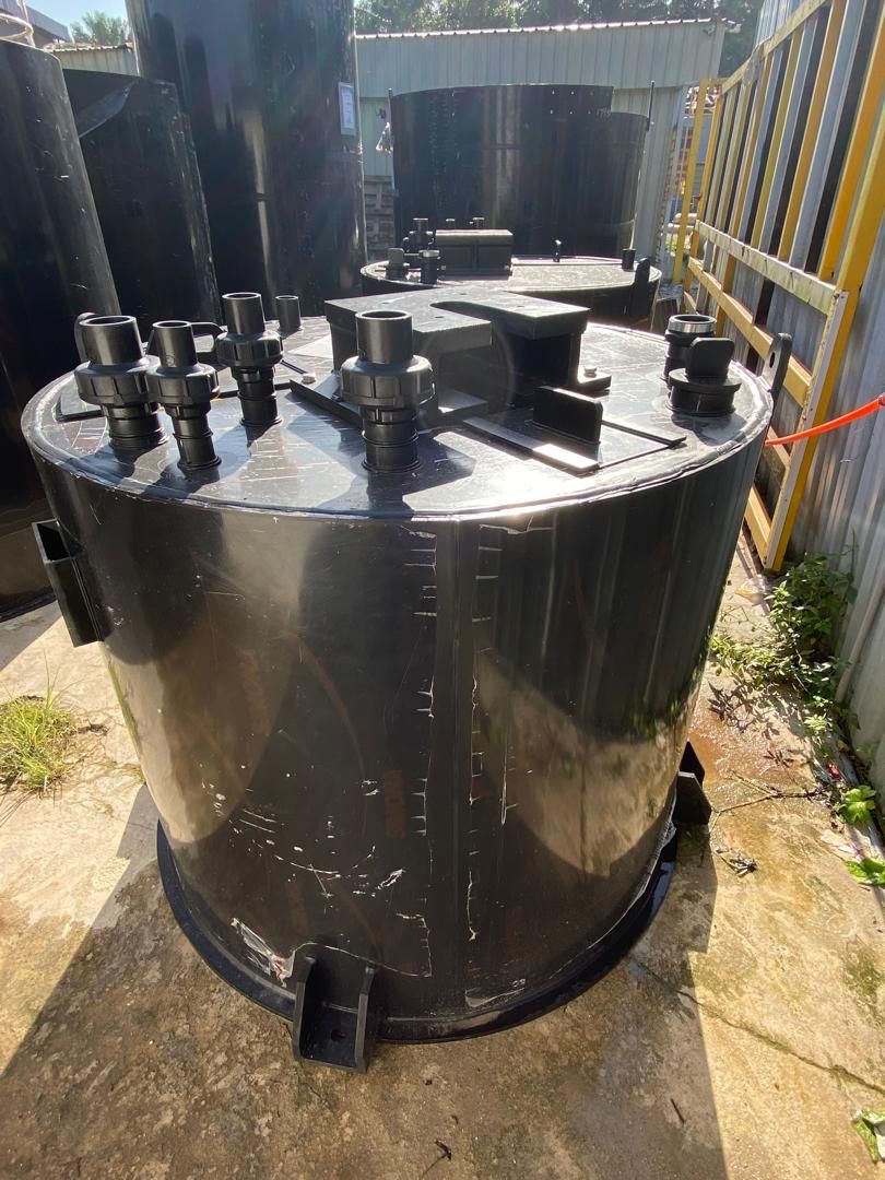 High-Density Polyethylene (HDPE) Thermoplastic Tank