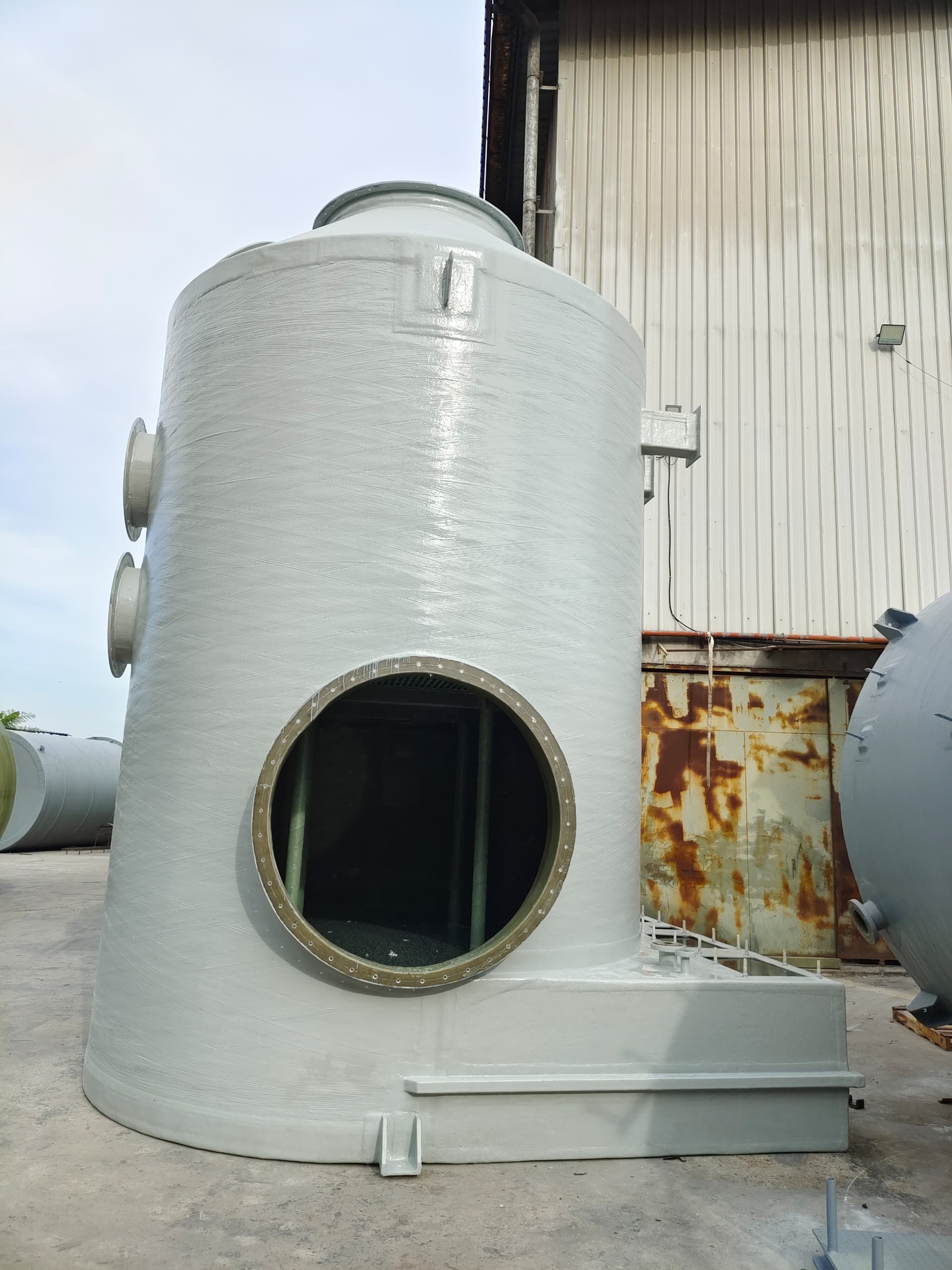 Fiberglass (FRP) Tank