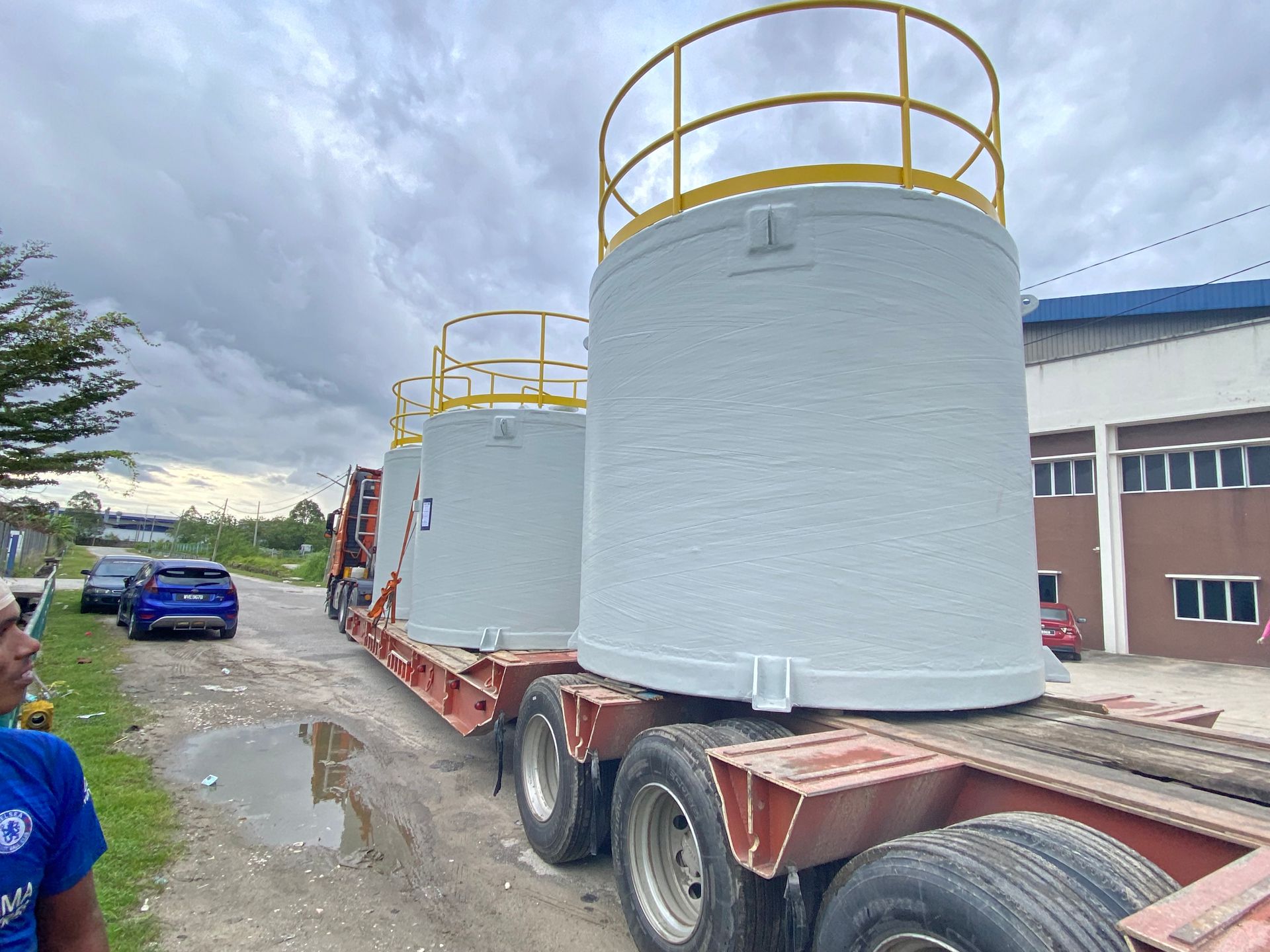 Fiberglass (FRP) Tank