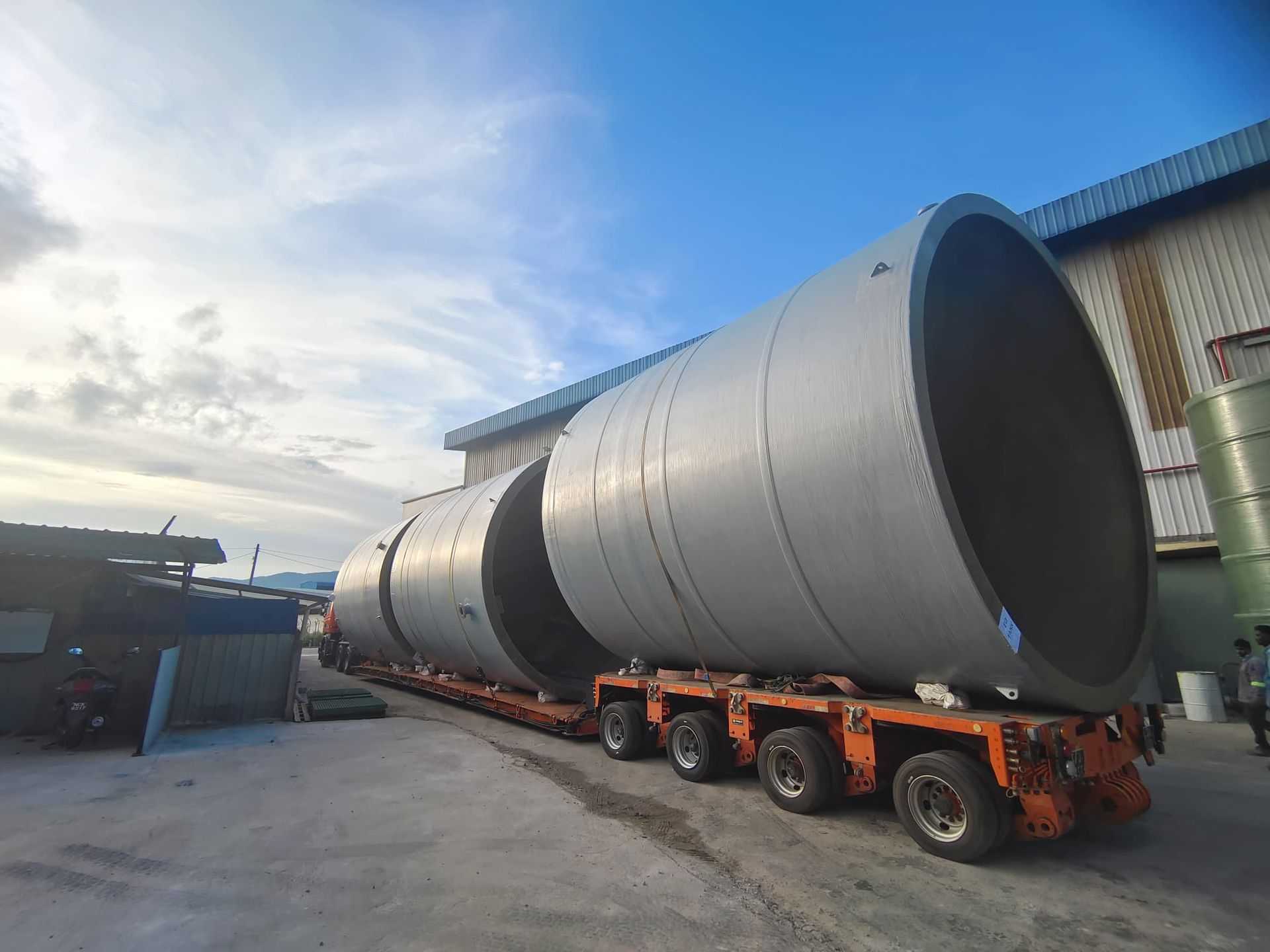 Fiberglass (FRP) Tank