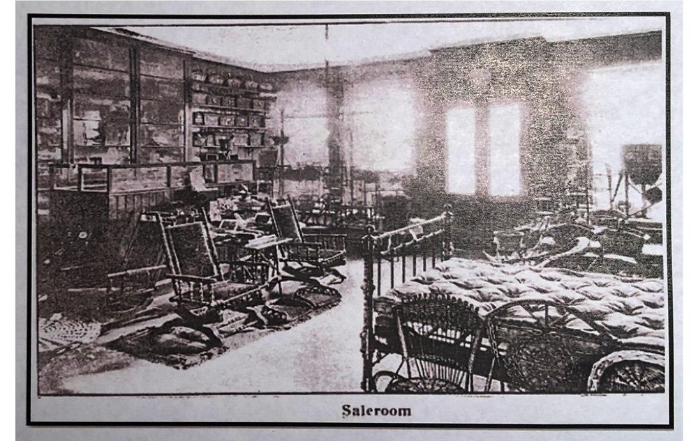 A black and white photo of a room with the word salreem on the bottom