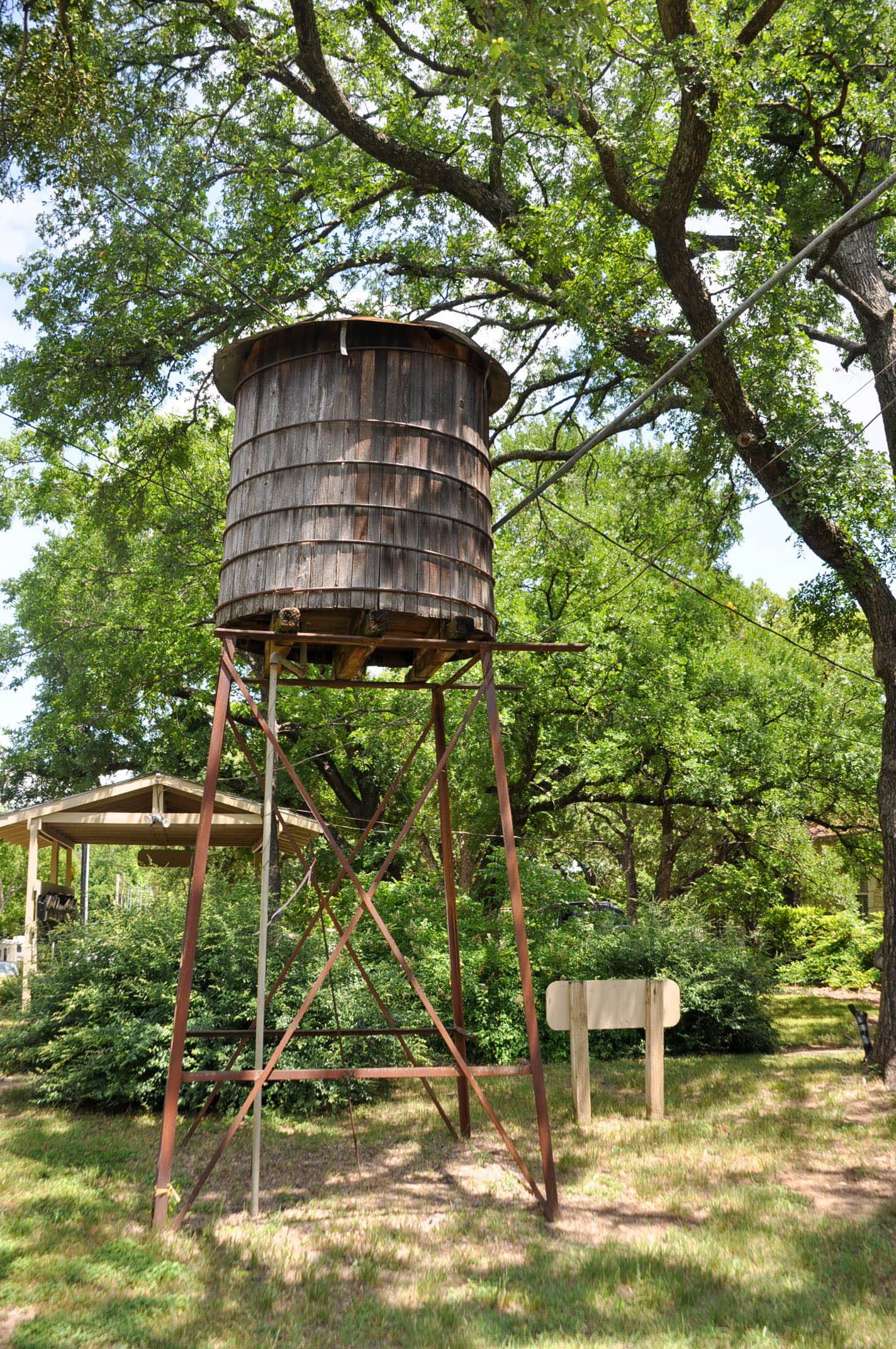 Post Oak Place water tower