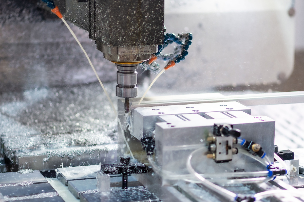 Cryogenic Ambient Milling