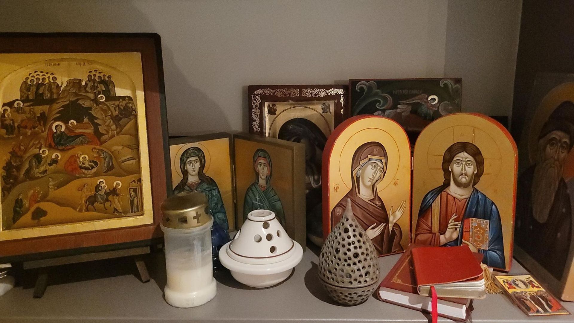 Fotografie cu iconostas