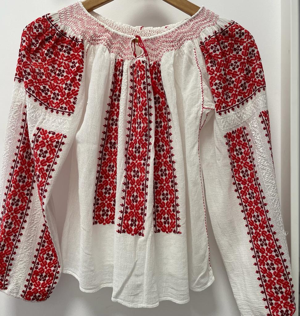 Ie din zona Dobrogei