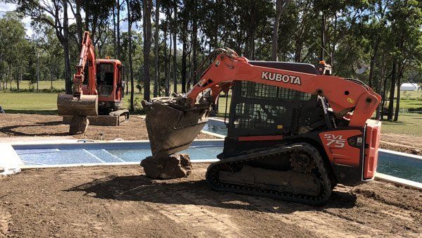 Bobcats & Posi-Tracks Hire | Sunshine Coast, QLD | Bebrok