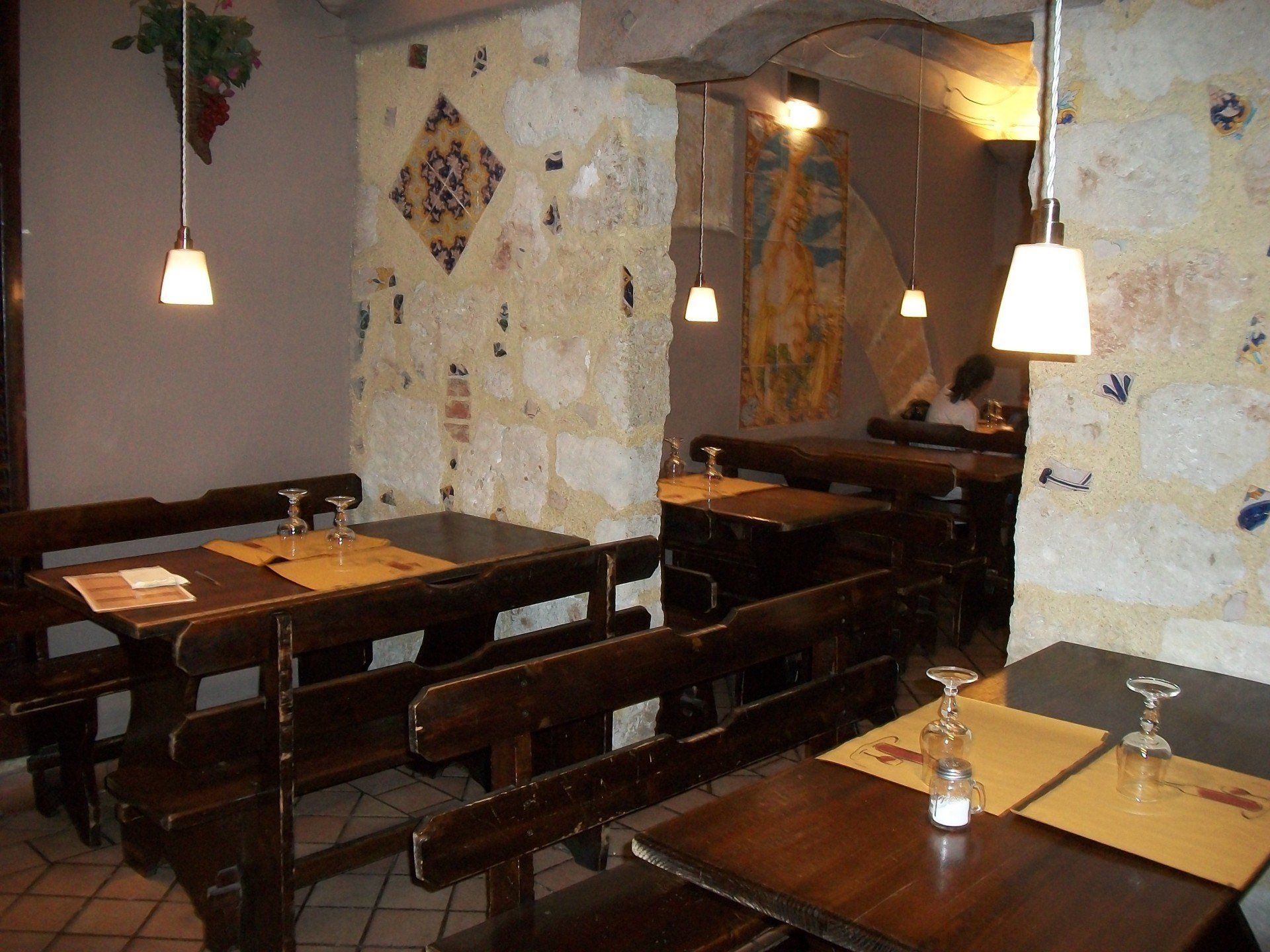 Pizza cotta al forno a legna