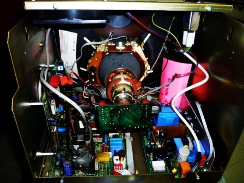 riparazione monitor obsoleto guasto