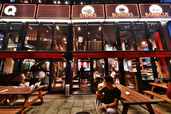 Midtown BBQ Nagoya terrace seating