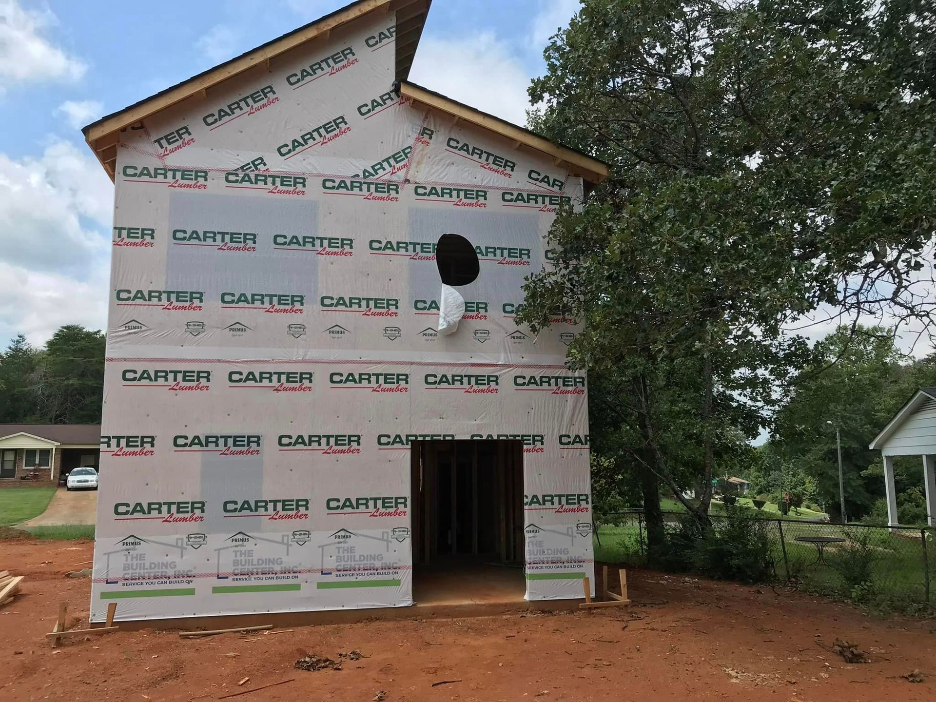 A house that is being built with carter sheathing