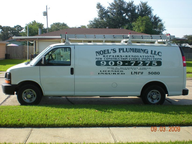 Plumber with Tools — Terrytown, LA — Noel's Plumbing LLC